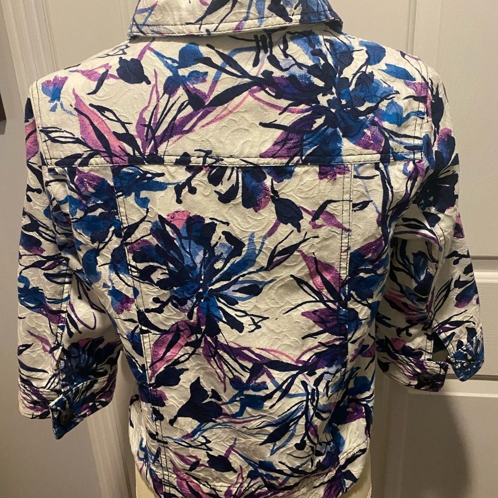 Colorful Jacket - Picture 4 of 4